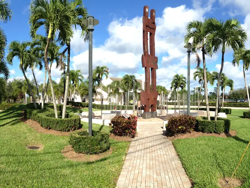 Palm Beach Gardens, Florida at dusk